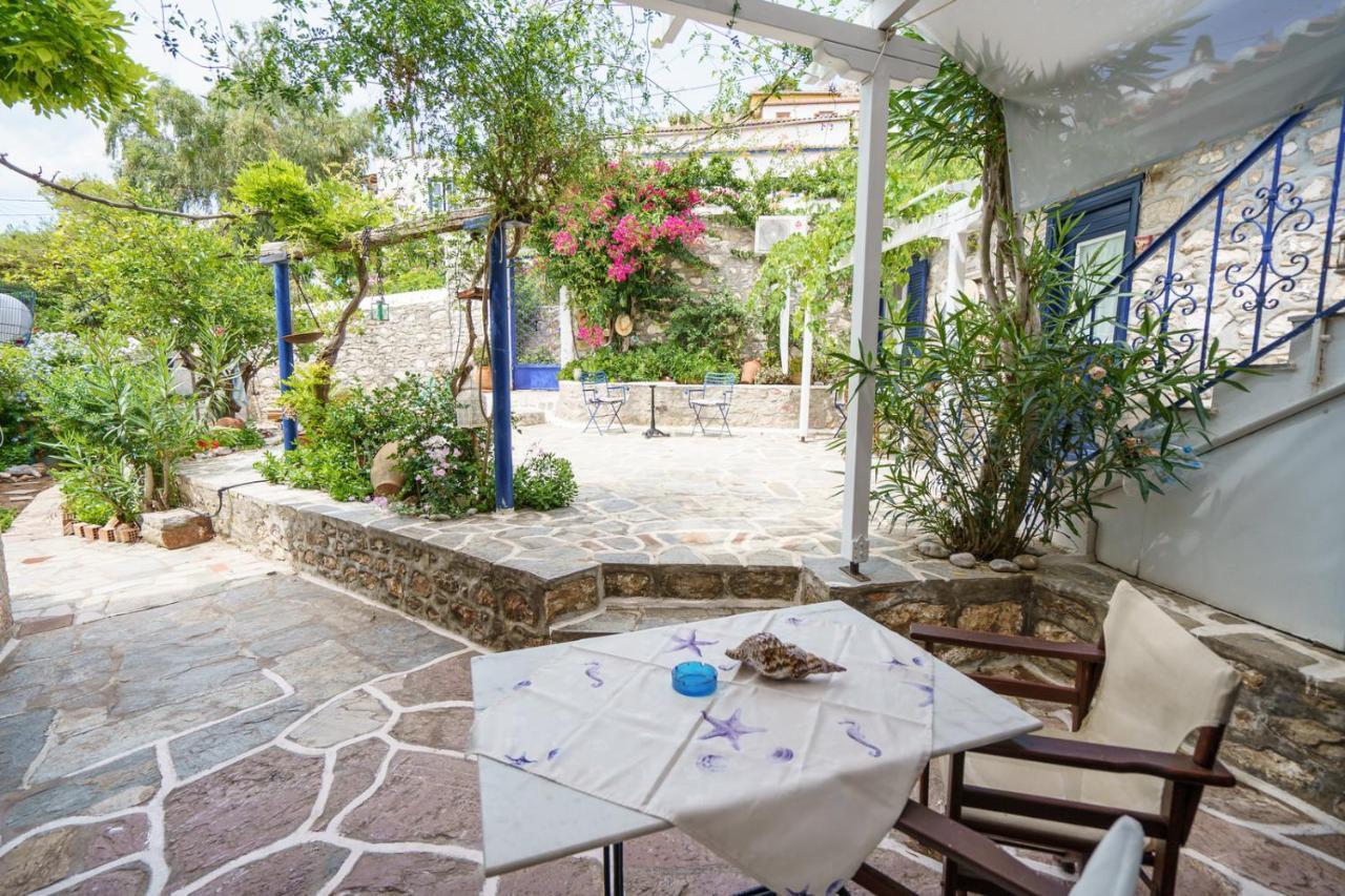 Sparrow Apartments Hydra (Saronic Islands) Exteriör bild